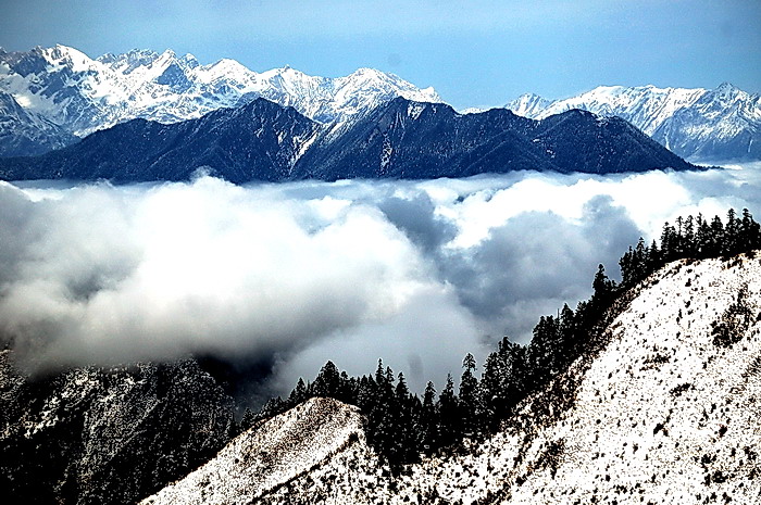 更喜岷山千里雪 摄影 阿呆阿瓜