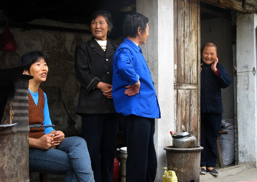 邻 里 摄影 公正