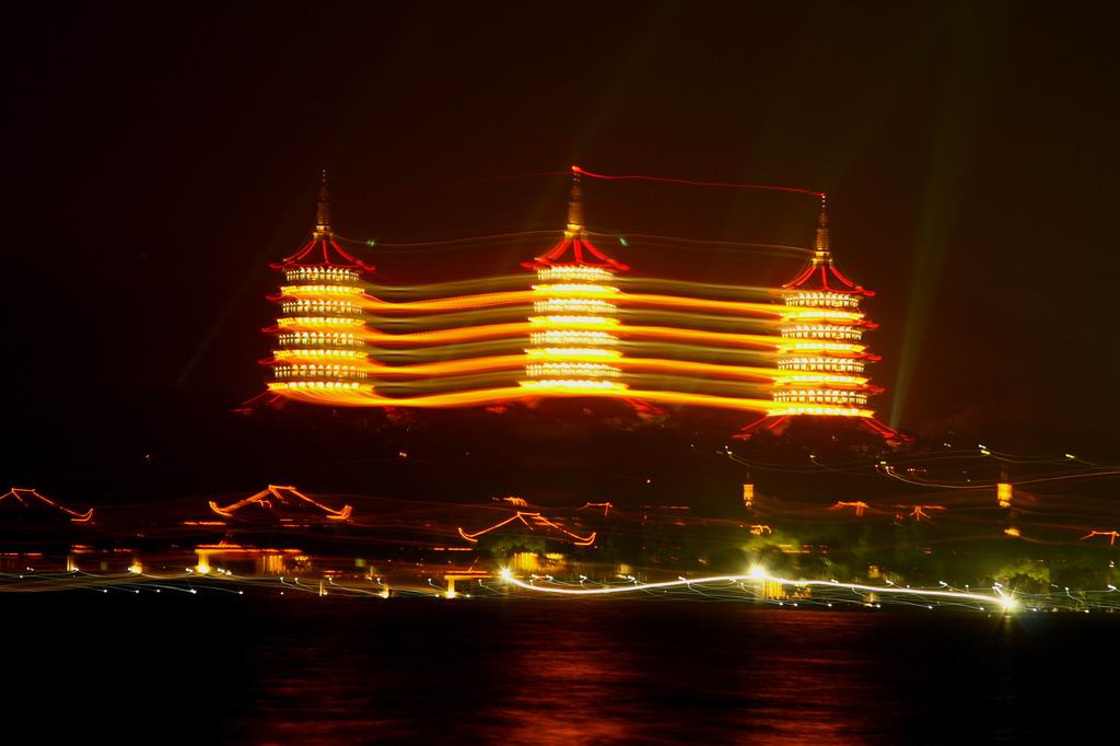 雷峰塔 摄影 X派对