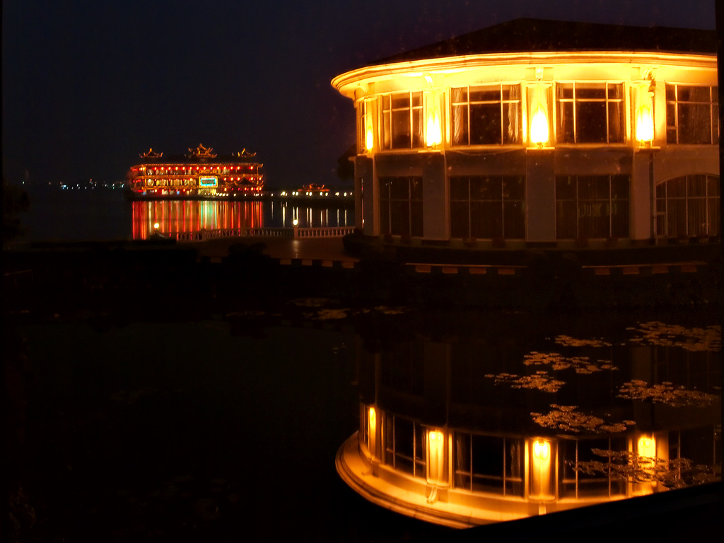 蠡湖夜景 摄影 苗思