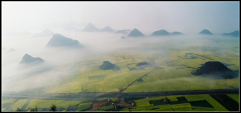 金色花园----罗平金鸡峰 摄影 扳手