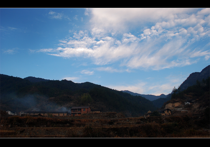 山区的早晨 摄影 孤马游疆