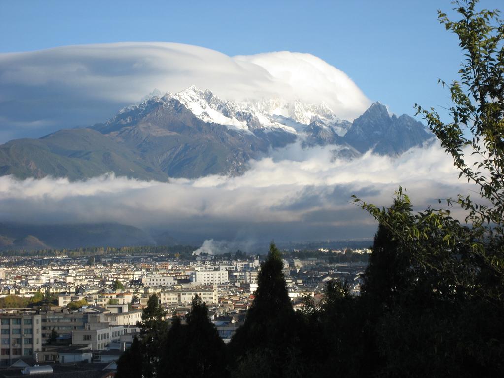 玉龙雪山 摄影 千年榕树