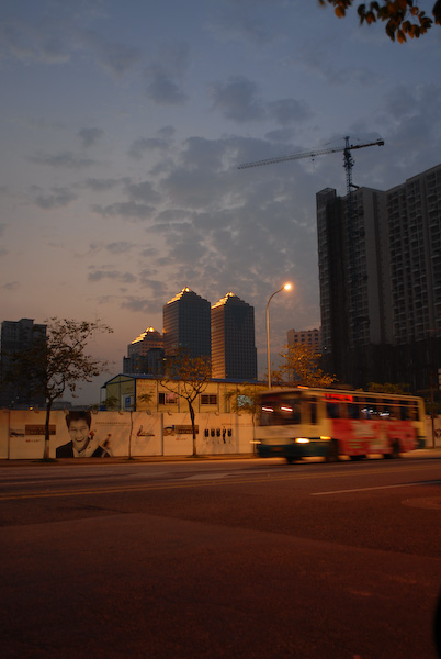 天河东路 摄影 顶得住