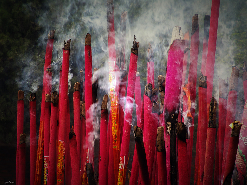 (6)云台山景区·寺庙里烧高香之一 摄影 马里奥MALIAO