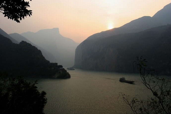 瞿塘峡日出夔门 摄影 zhangweizwzw