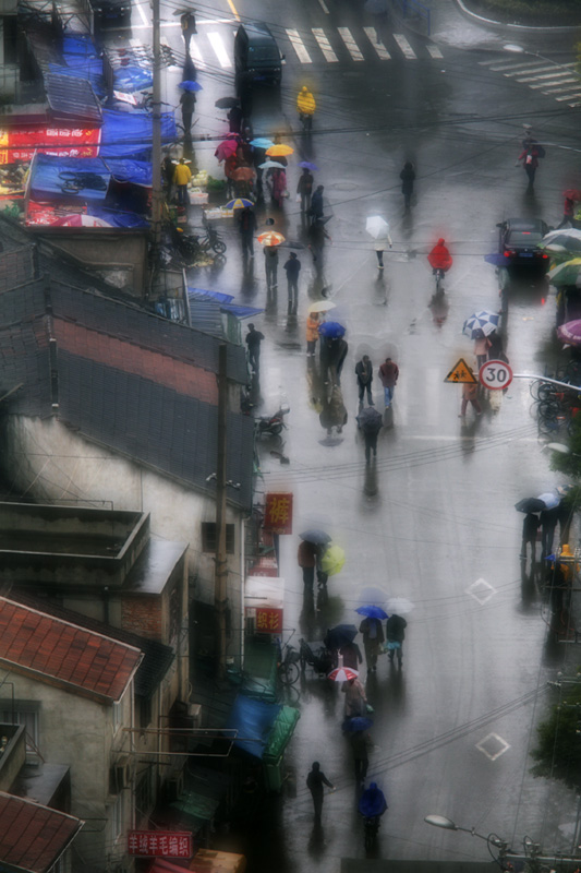 雨中街景 摄影 郑武奇