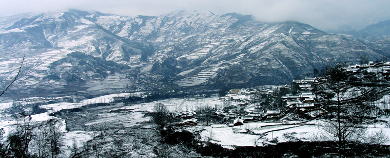 大凉山春雪 摄影 老格