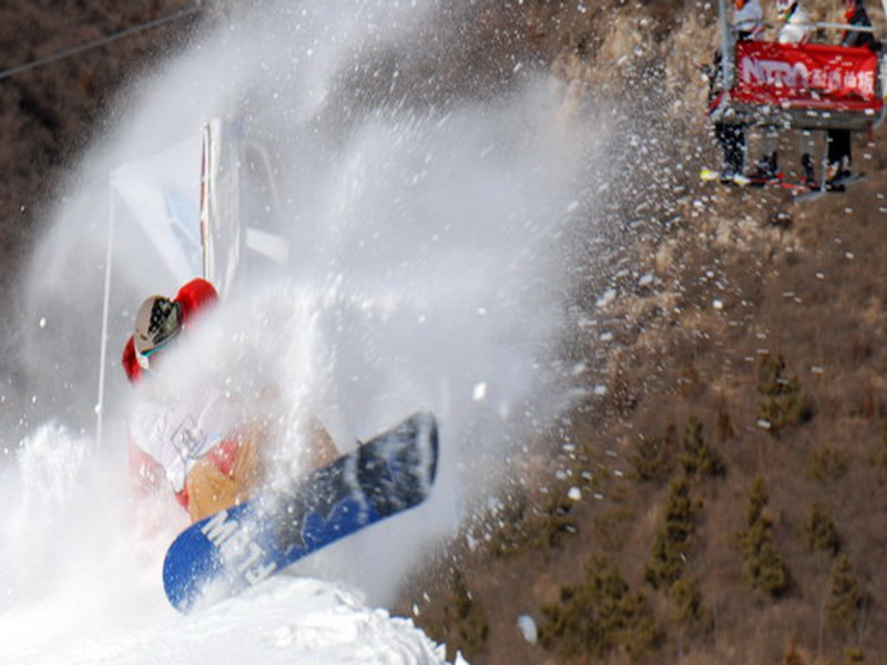 雪峰勇者 摄影 毛歌