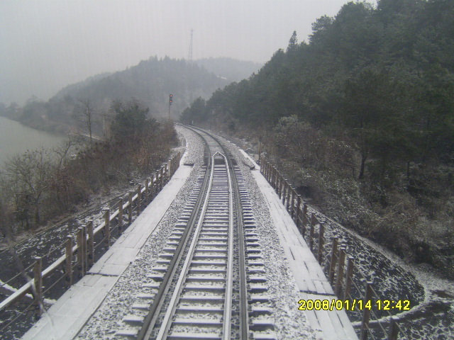 雪中行----08年的第一场雪 摄影 大约在冬季