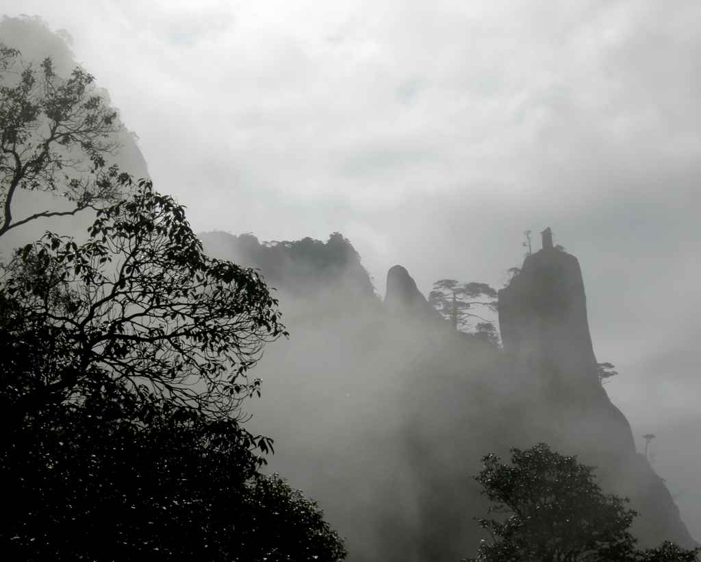 雾中龙虎山 摄影 业余初段