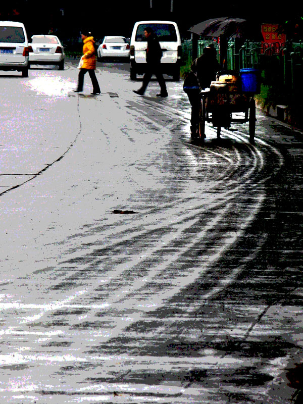 在雨中 摄影 快乐瞬间