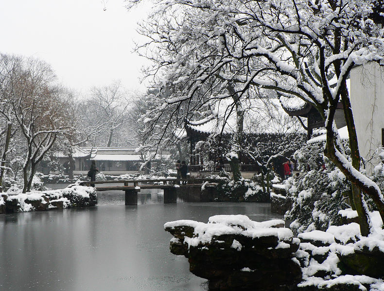 雪厚景美的拙政园 摄影 葱mm