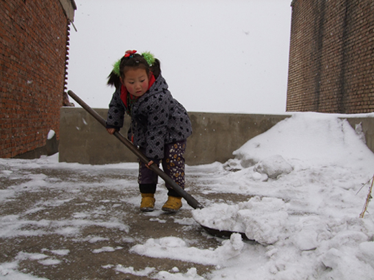 铲雪 摄影 榴莲香水