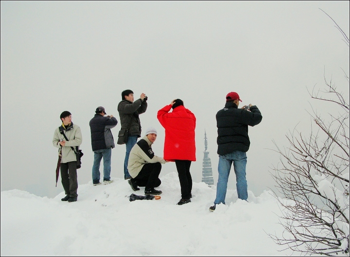 雪中宝石山 摄影 晚风柳笛