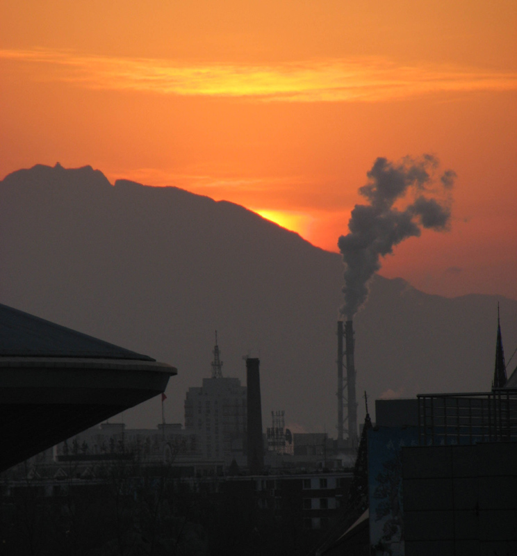 猪年最后一缕夕阳 摄影 习哈吉