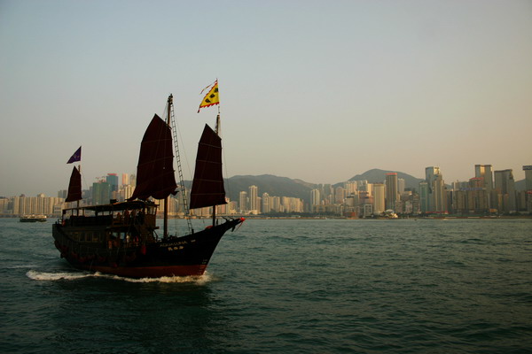 风平浪静维多利亚港 摄影 梅幽