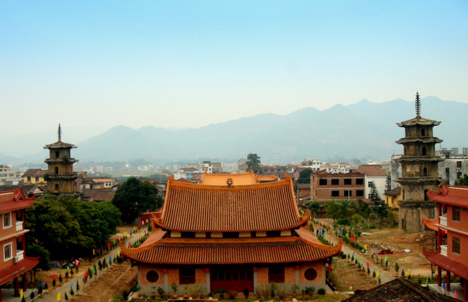 龙华禅寺 摄影 山云海月