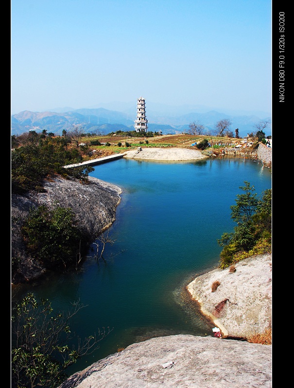 山顶湖景 摄影 豆腐佳佳