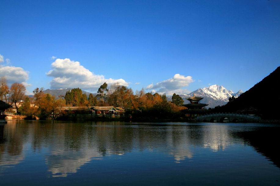 冬日丽江黑龙潭晨景 摄影 张开日月眼