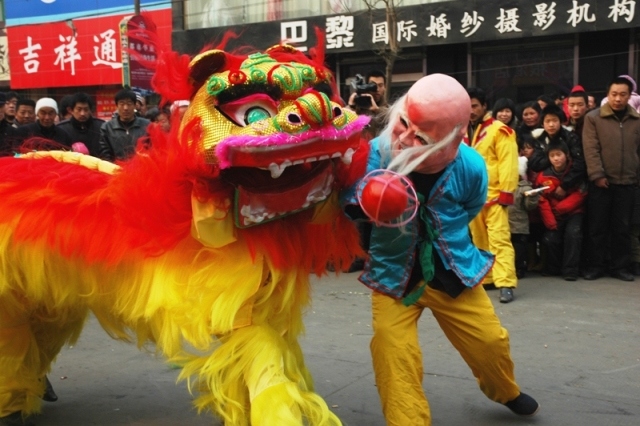 闹春 摄影 翔羽