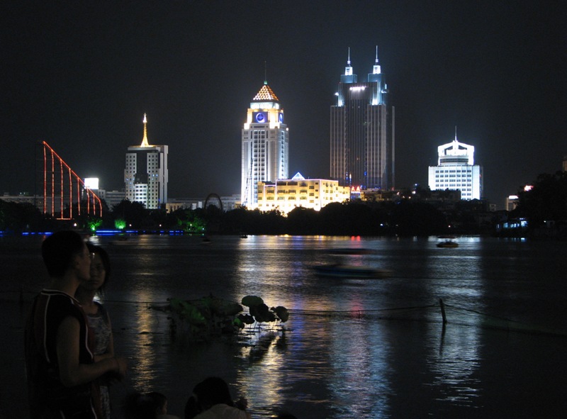 西湖夜景 摄影 溢香兰