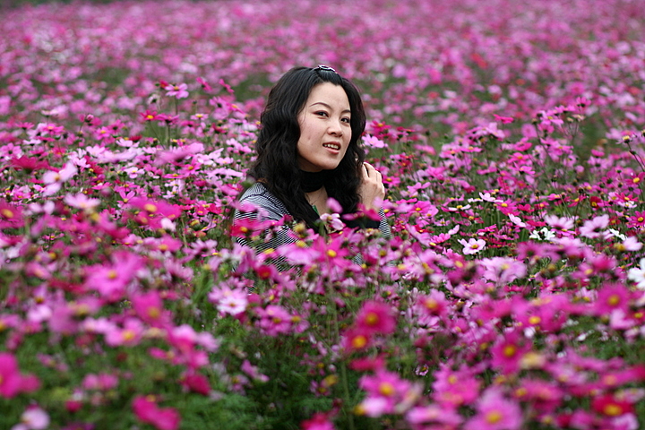 人比花娇 摄影 黄大为