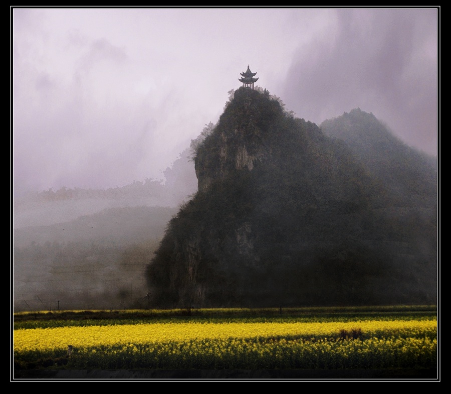 烟雨狮子山 摄影 沙漠玫瑰