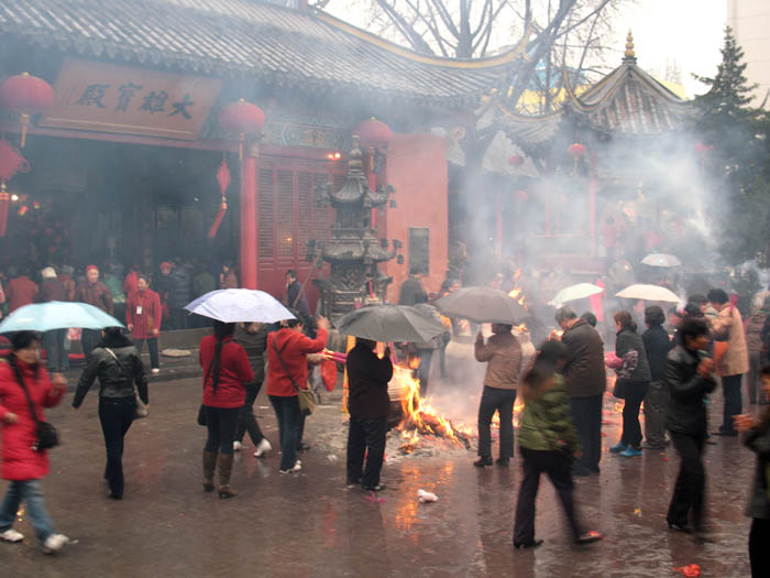 寺院烟雨 摄影 快乐夕阳