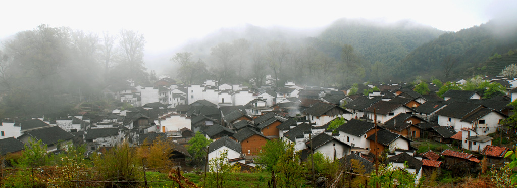 雾锁程村 摄影 凤凰泉边人