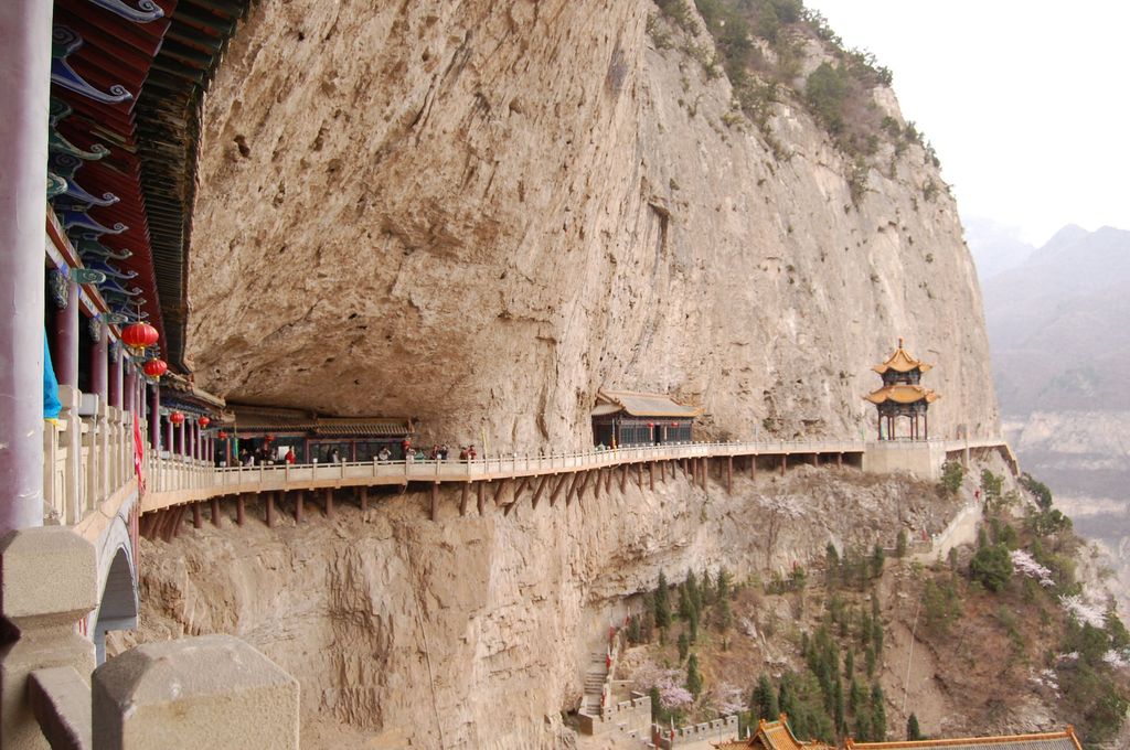 绵山 摄影 乌鸦乱飞