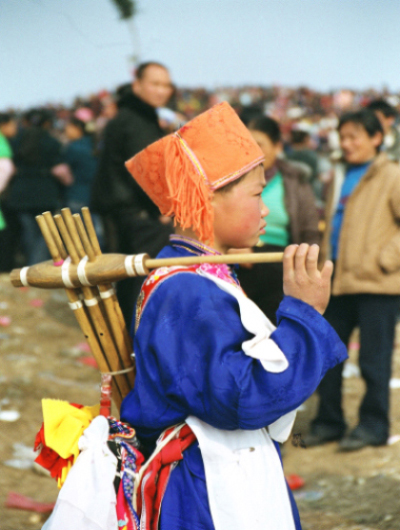 跳花坡上的少年 摄影 玉泉