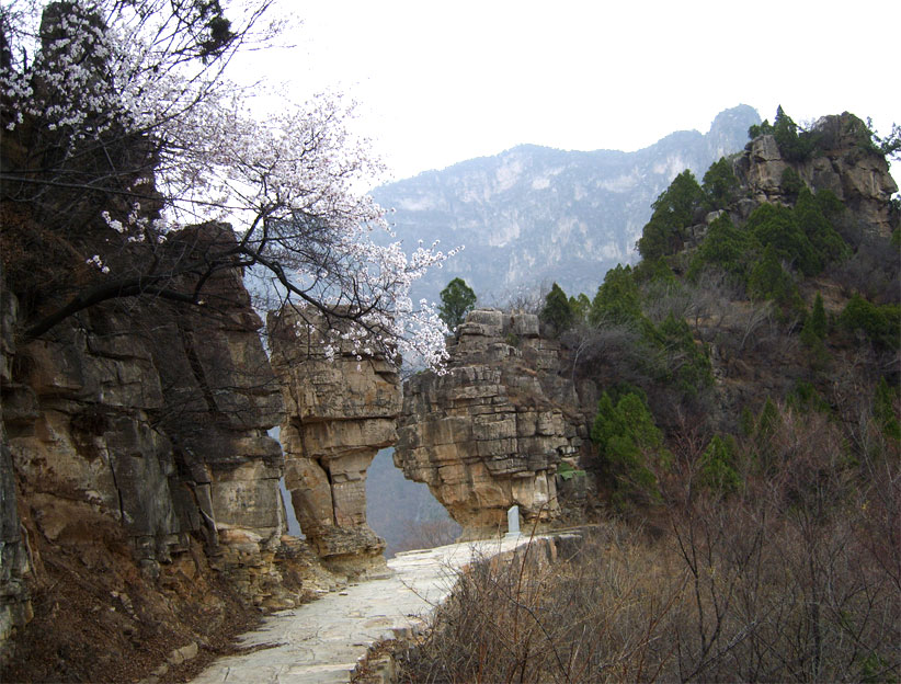 峡谷石门 摄影 木牛流马