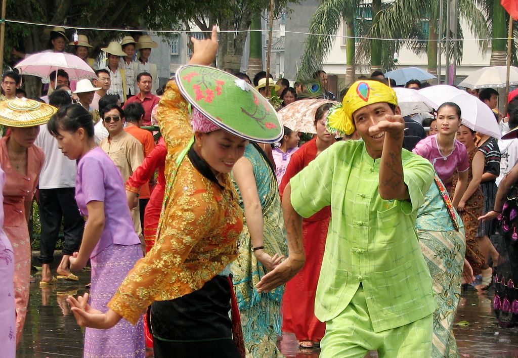 夏火炽烈（08泼水节系列之二十二） 摄影 舟水