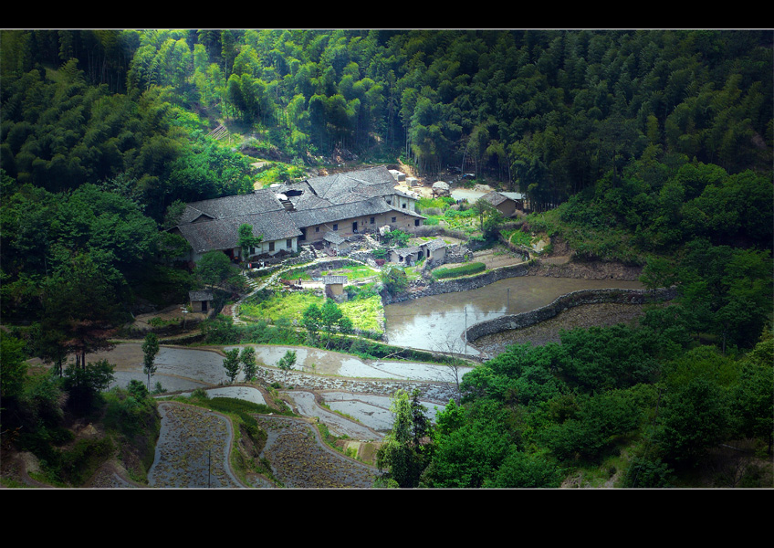 山里人家 摄影 孤马游疆