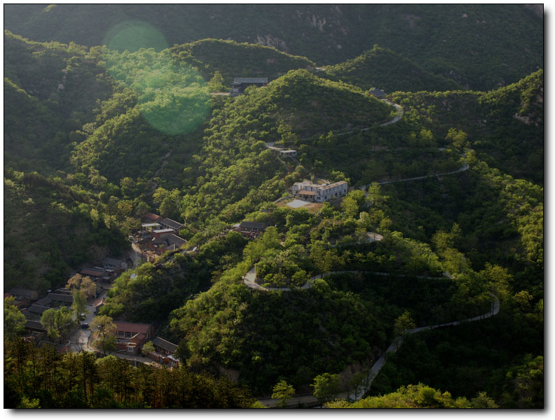 长城香屯段盘山路 摄影 姚顺