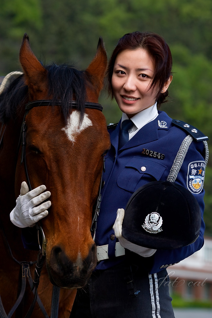 大连女骑警 摄影 大胖小子