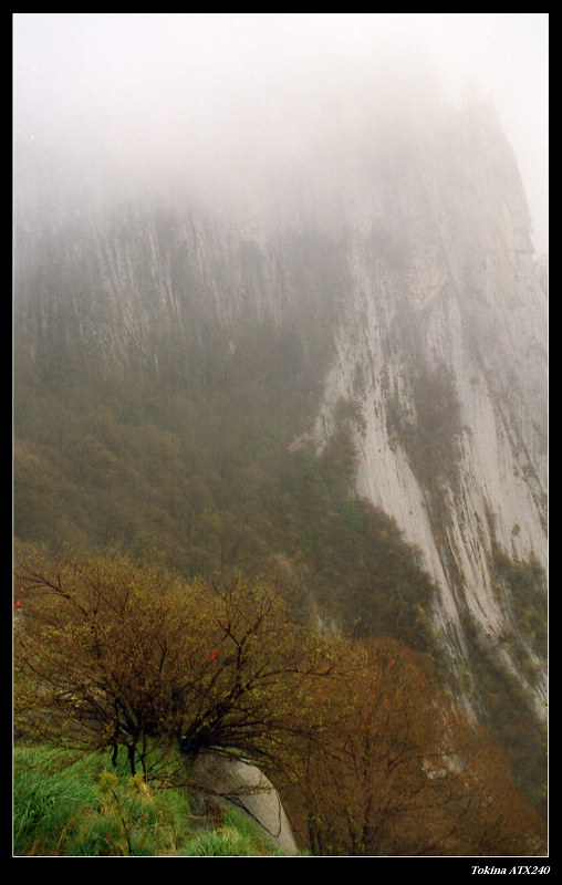 阴雨华山 摄影 NeilWang