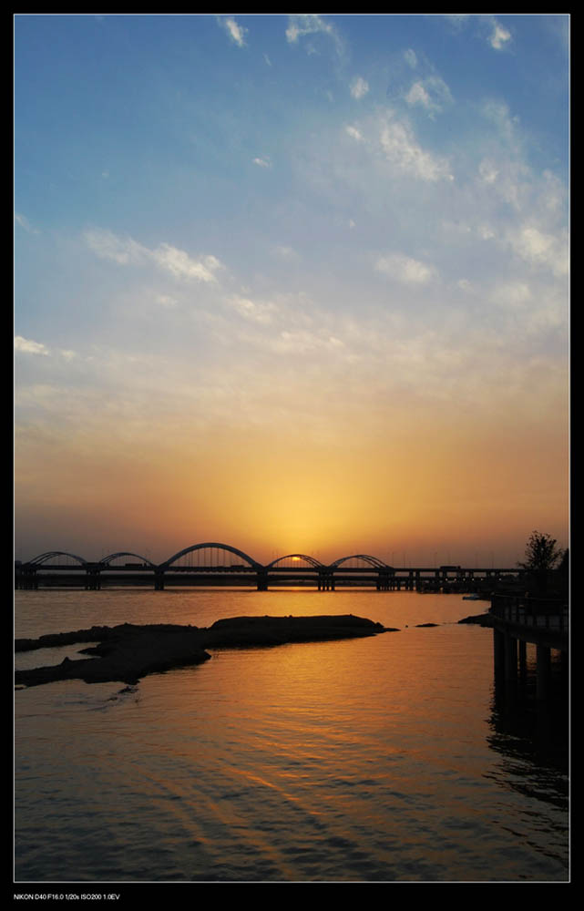 西安浐灞生态园－－－灞河大桥（3）---夜景 摄影 云中飞鹤