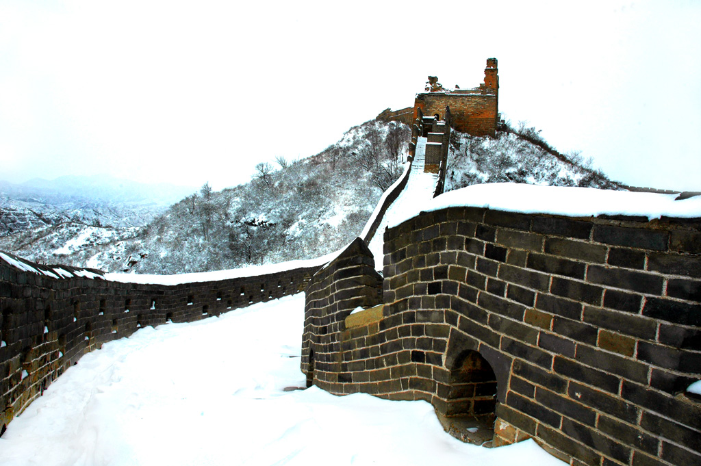 瑞雪长城 摄影 汉川的狼