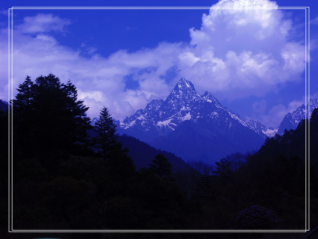 雪山远眺 摄影 石径