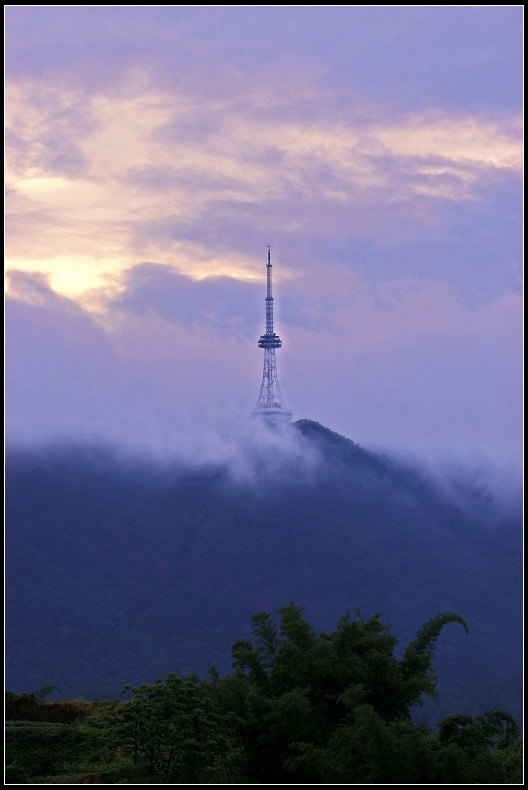 雾锁雁山 摄影 lyj