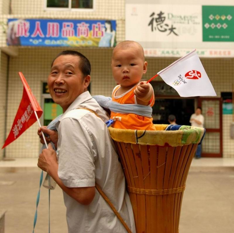 迎接圣火 摄影 渌茶