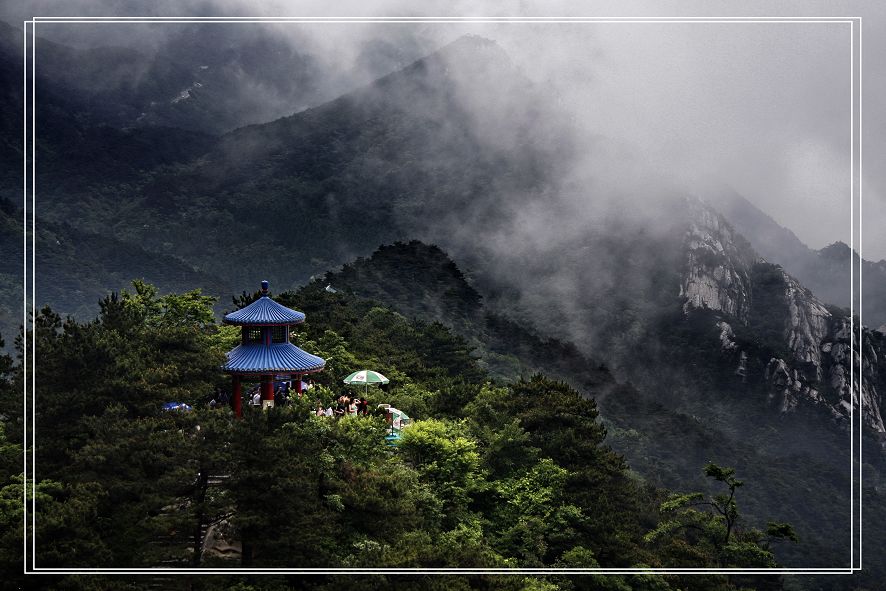 难识庐山真面目 摄影 梨花雨