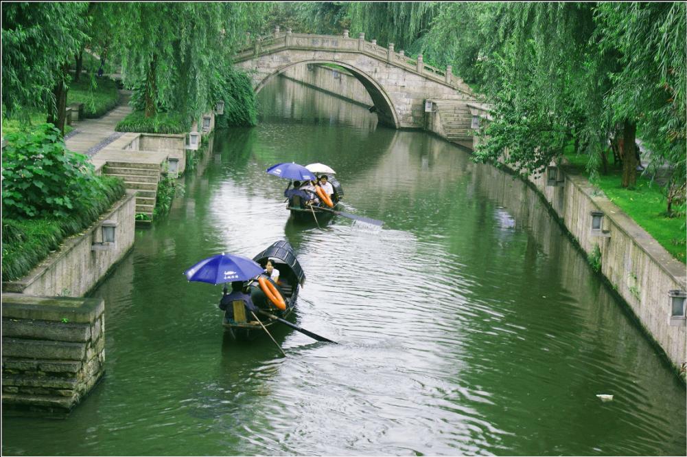 雨中情侣 摄影 思念的人