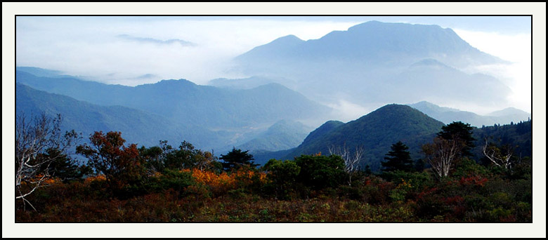 云涌山峦 摄影 老茅草