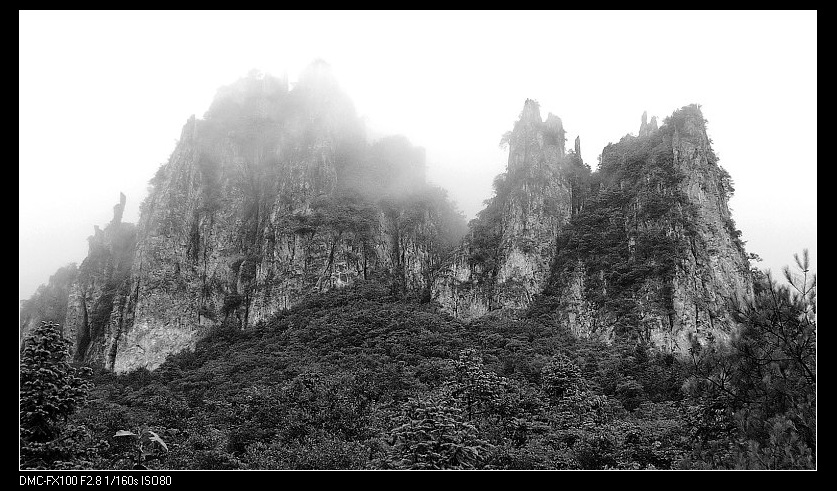 钩挂山－ 摄影 邵阳夕月