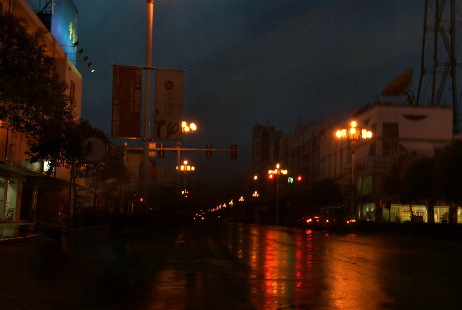 雨夜 摄影 关关月月