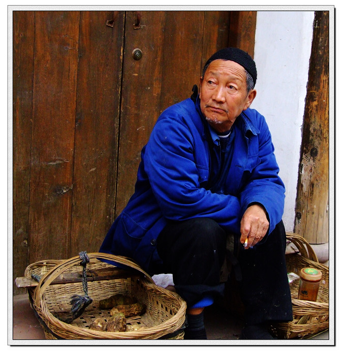 卖菜老头-乡村人物 摄影 扛啤酒的蚂蚁