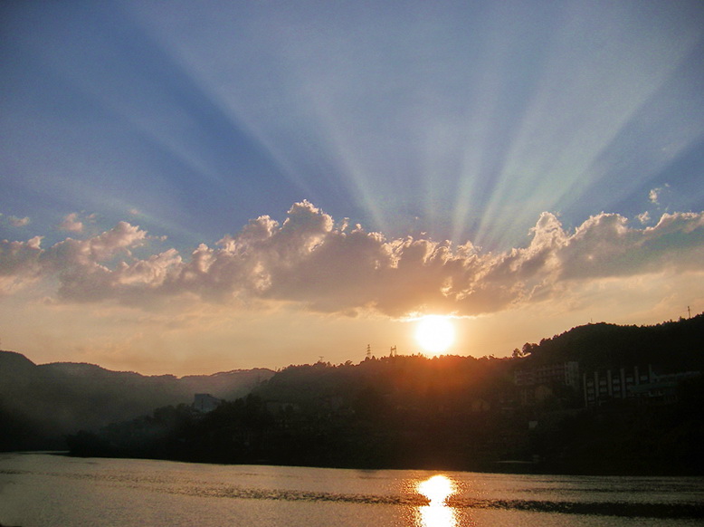 夕阳之光 摄影 风帆